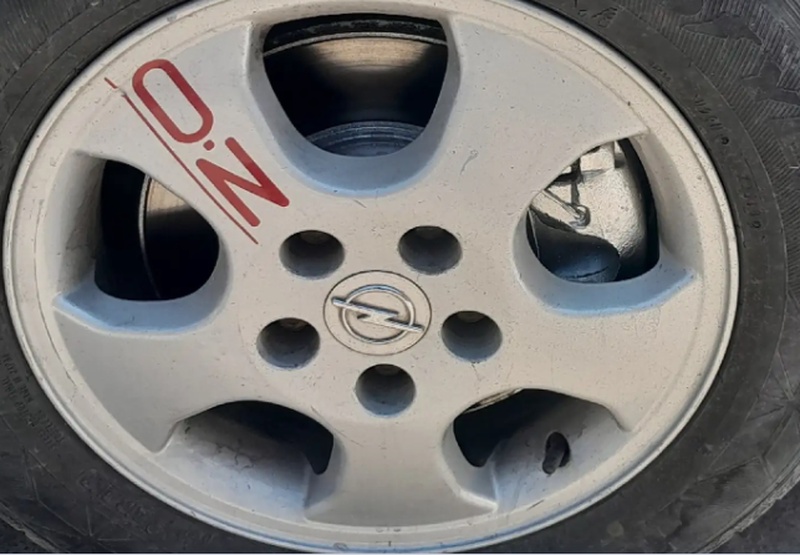 Диск R15 Opel Vectra B